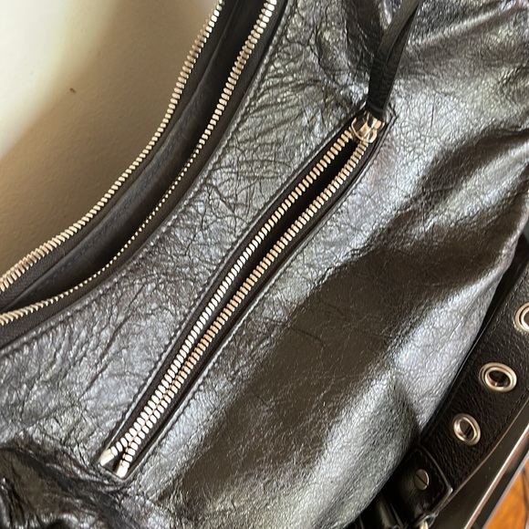 EUC Balenciaga Le Cagole Small - Picture 6 of 10